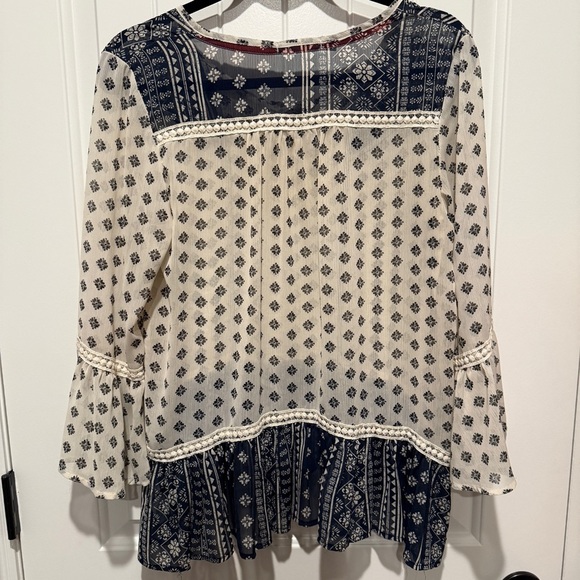 Maurices Navy and Cream Patterned Blouse - Picture 4 of 7